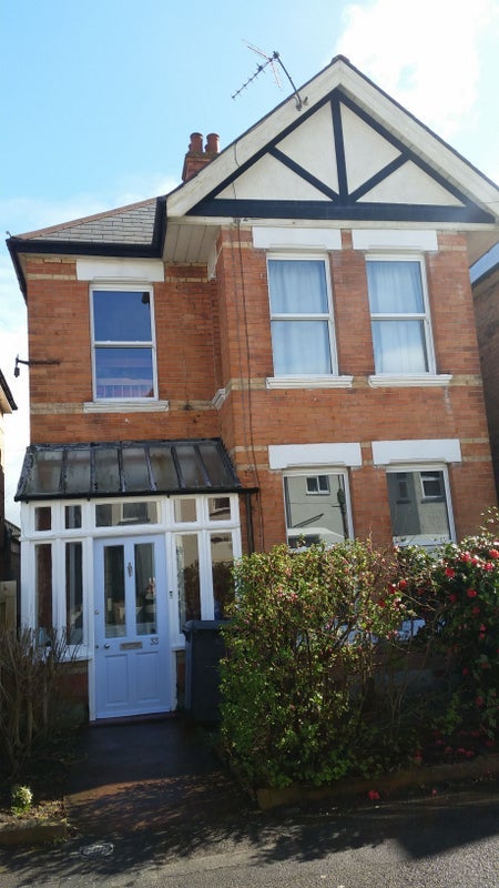 Room Harvey Road in Bournemouth