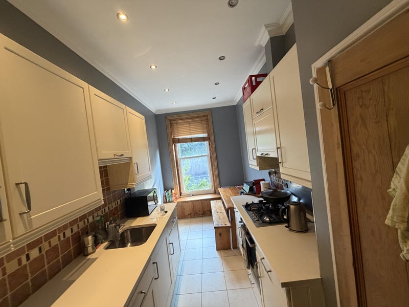 Room Archway Road in Greater London