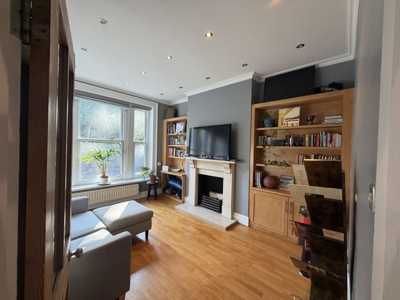 Room Archway Road in Greater London