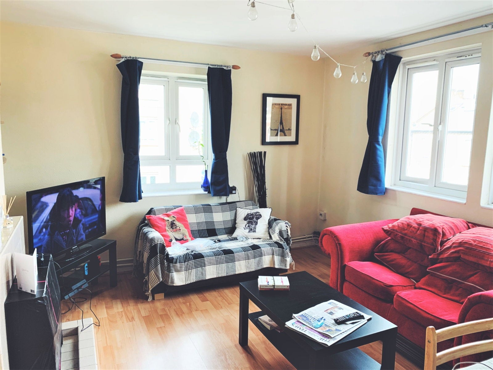 Flat Wennington Road in Greater London