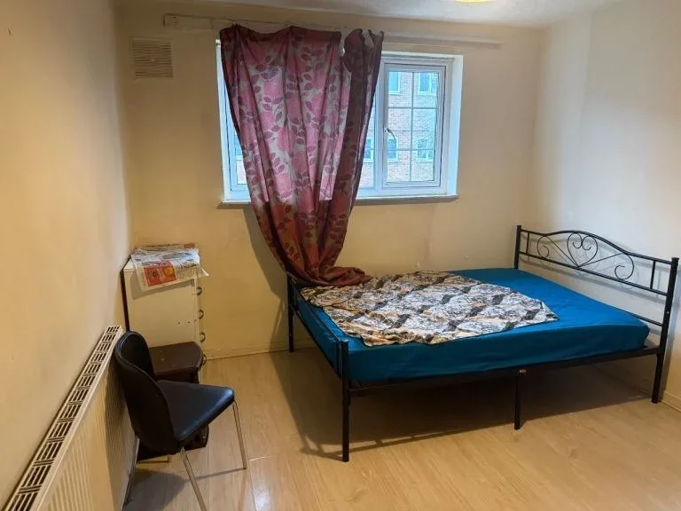 Room Brede Close in Greater London