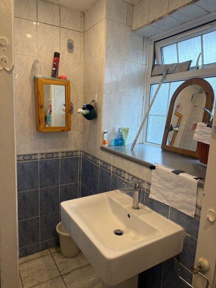 Room Brede Close in Greater London