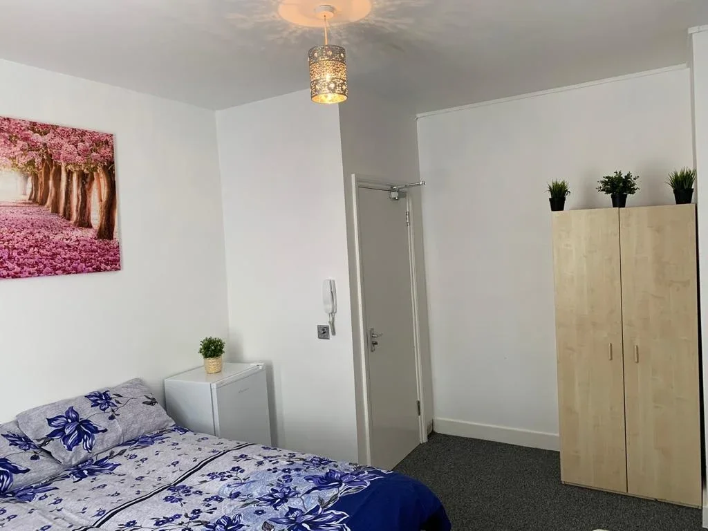 Room Colonels Walk in Greater London