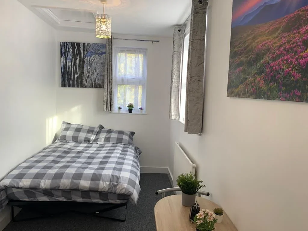 Room Colonels Walk in Greater London