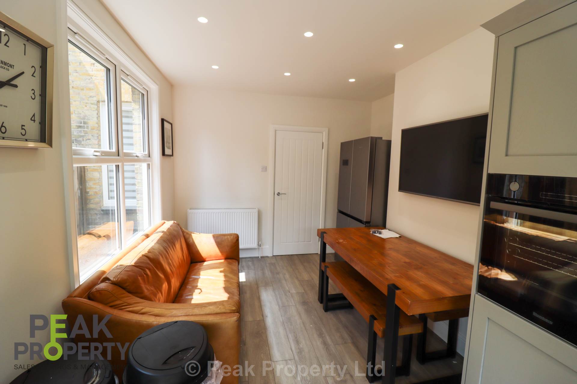 Room Ashburnham Road in Southend-on-Sea
