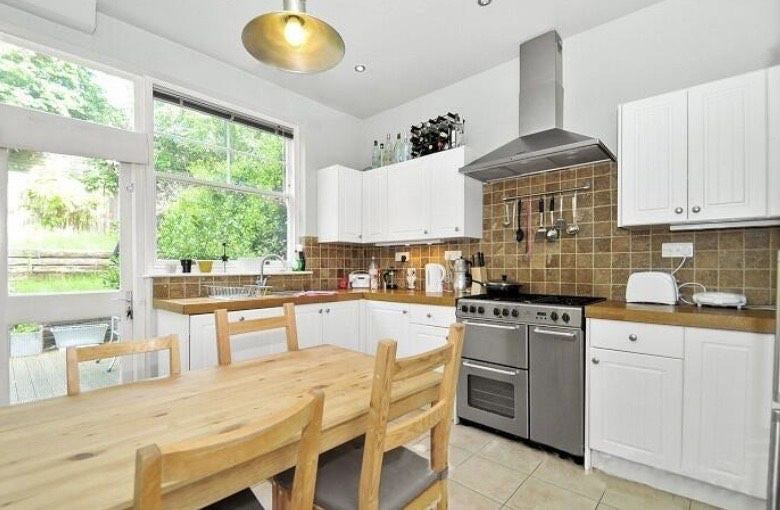 Room Hornsey Rise Gardens in Greater London
