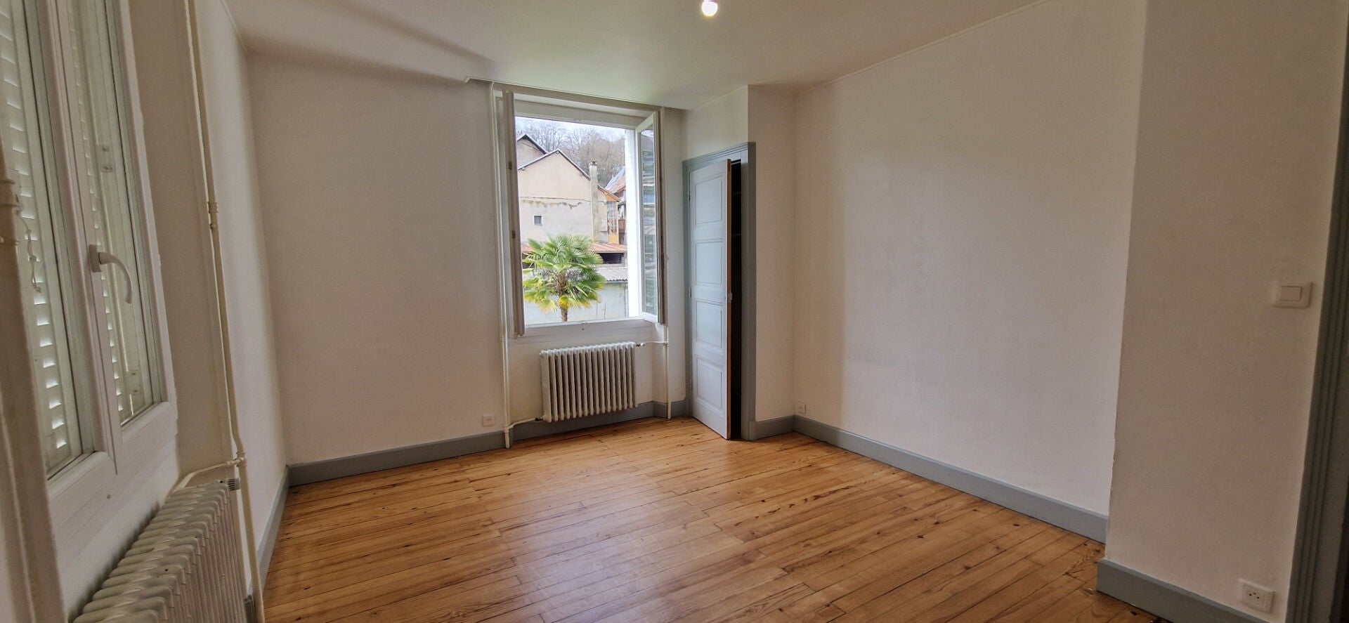 Appartement Rue Emmanuel Crétet à Le Pont-de-Beauvoisin