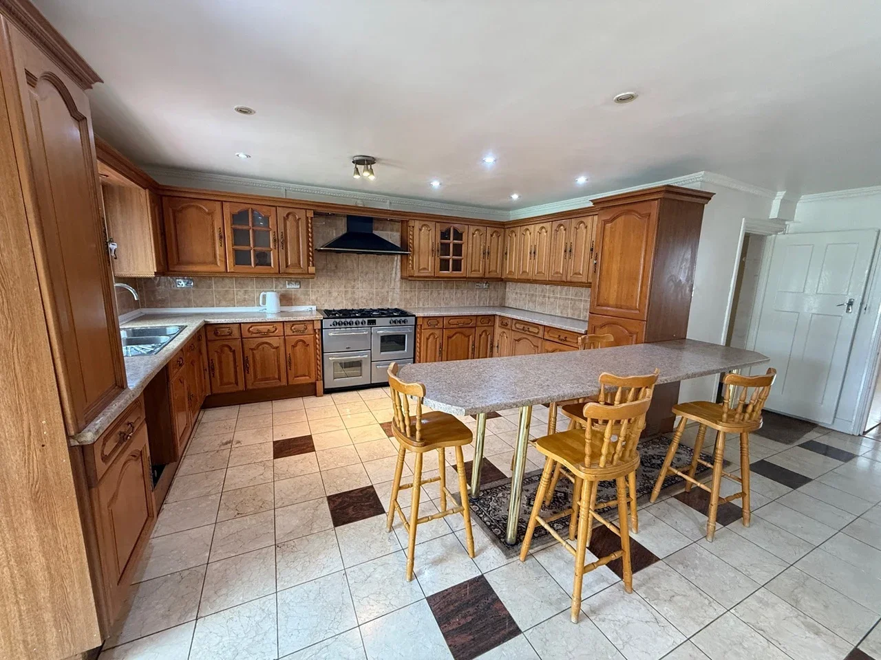 House Blossom Waye in Greater London