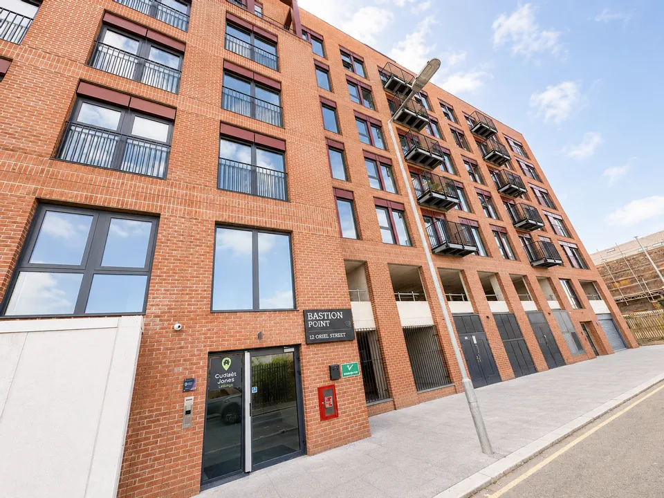 Flat Oriel Street in Liverpool