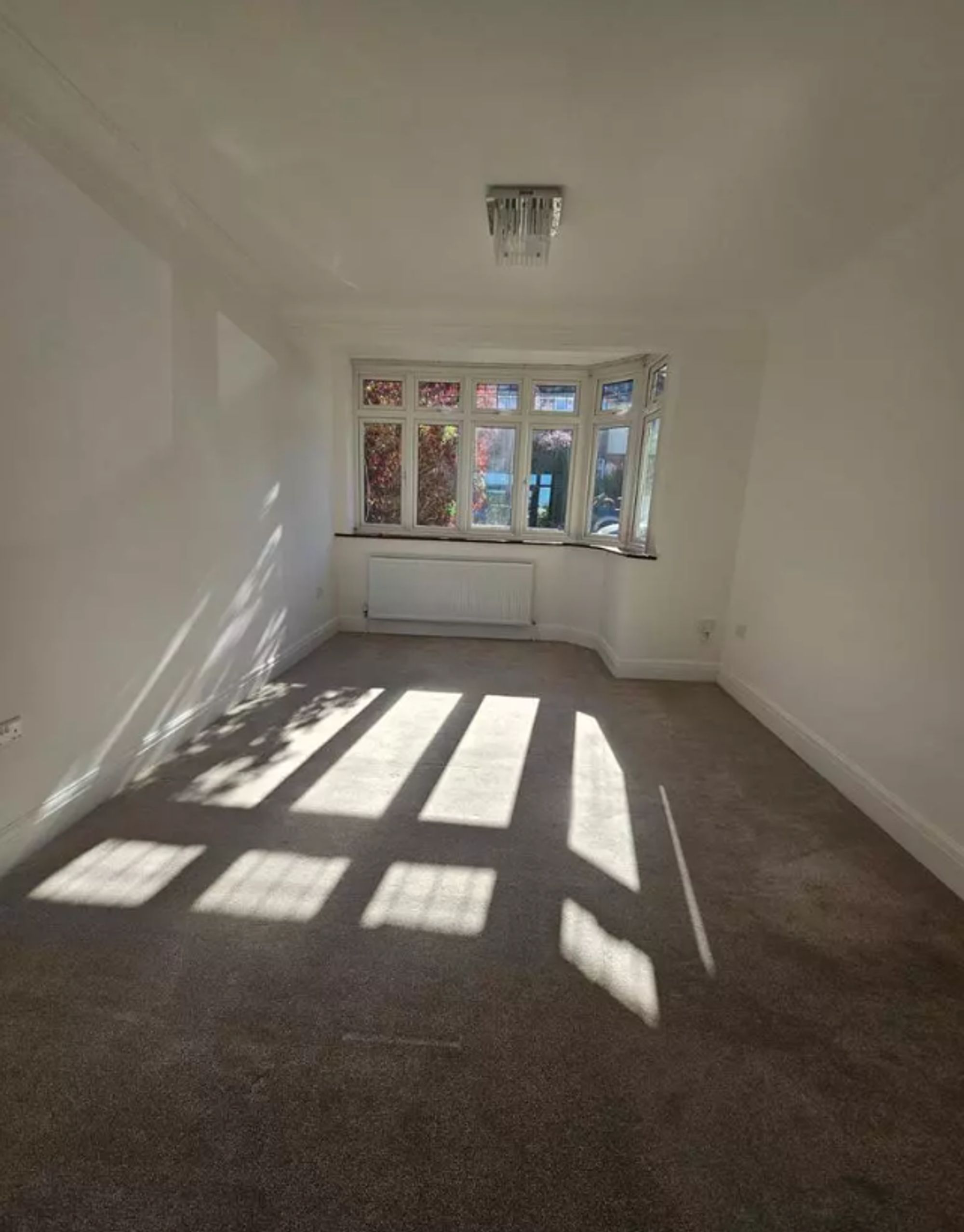 House Downs Way in Epsom and Ewell