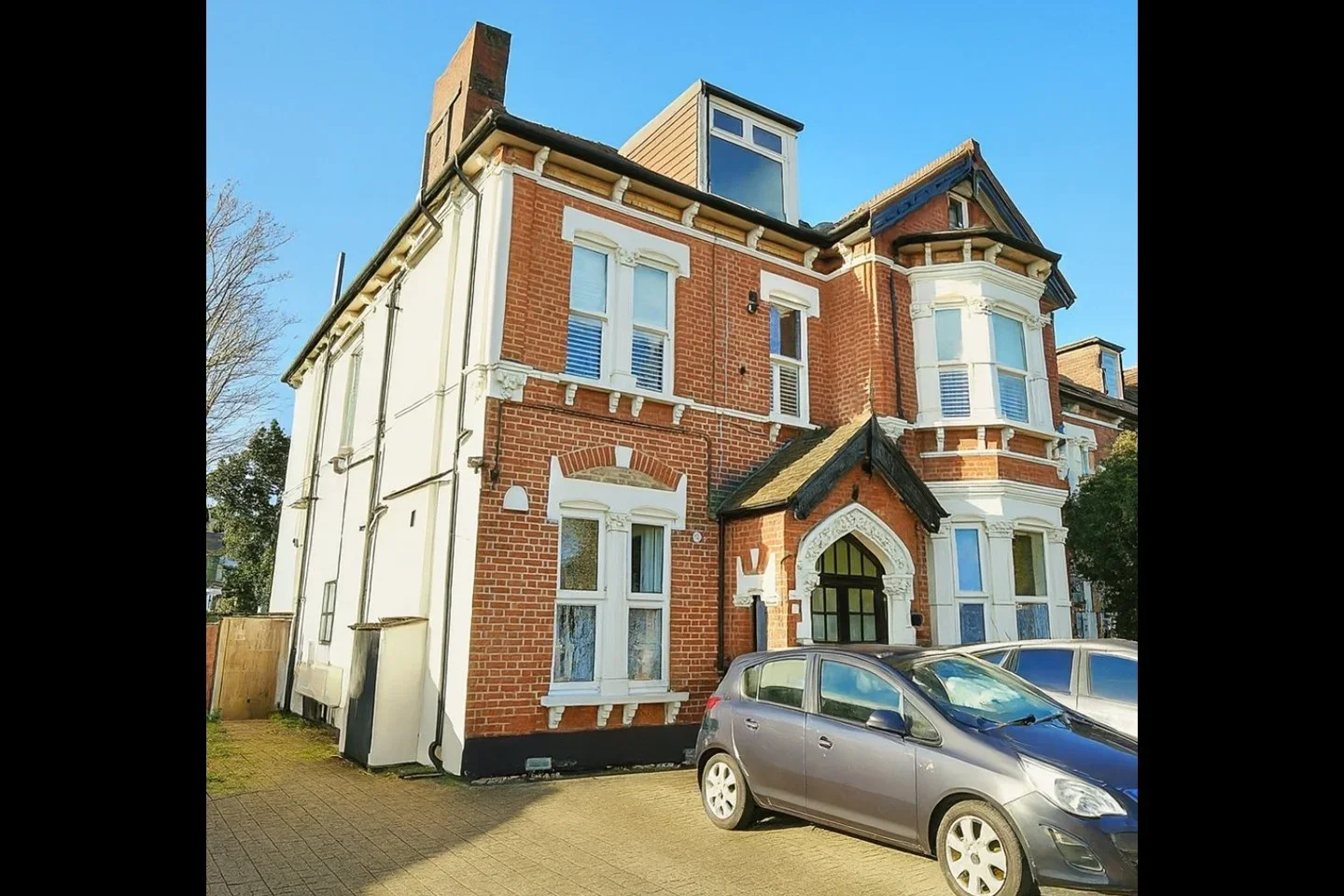 Flat Bromley Road in Greater London