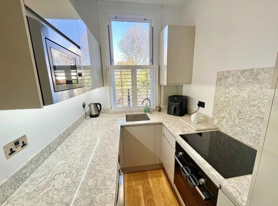Flat Bromley Road in Greater London