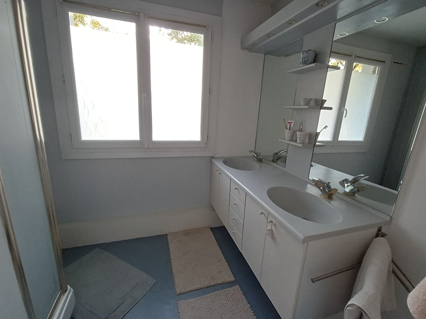 Room Avenue Saint-Lazare in Tours