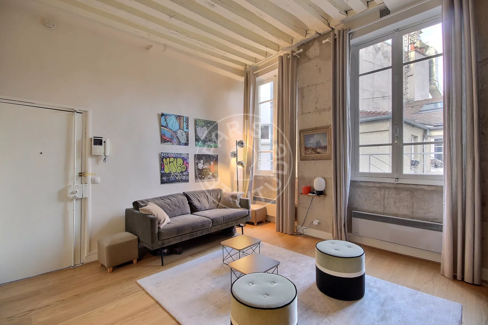 Flat Rue Saint-Séverin in Paris