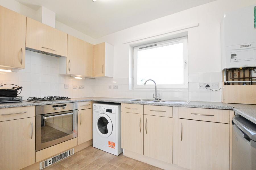 Flat Bakers Close in St Albans