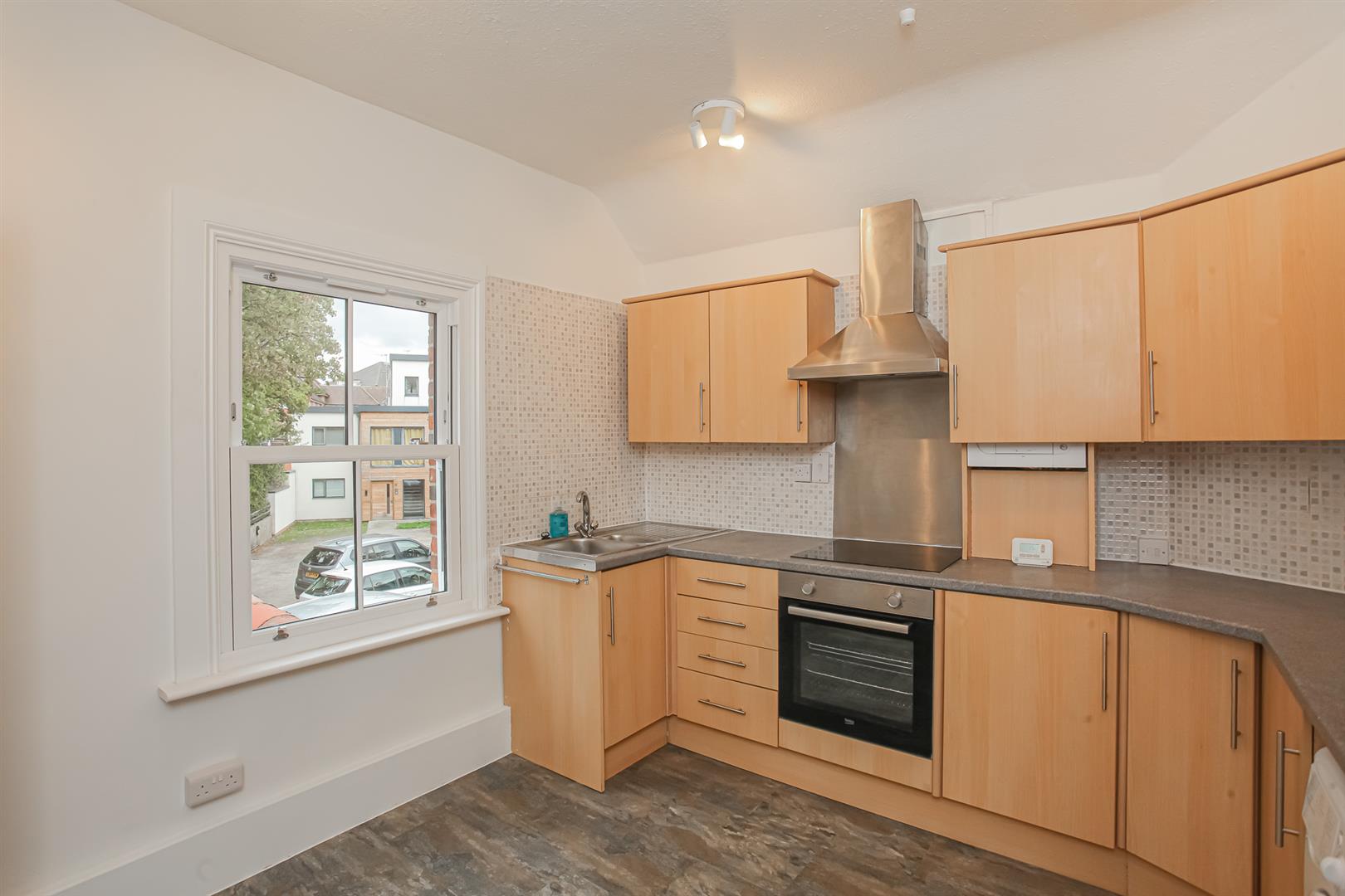 Flat Quakers Court in Vale of White Horse