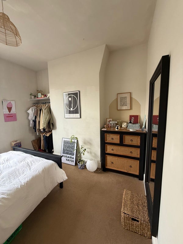 Room Allington Street in Liverpool