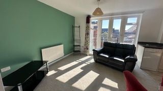 Flat Anglian Way in Coventry