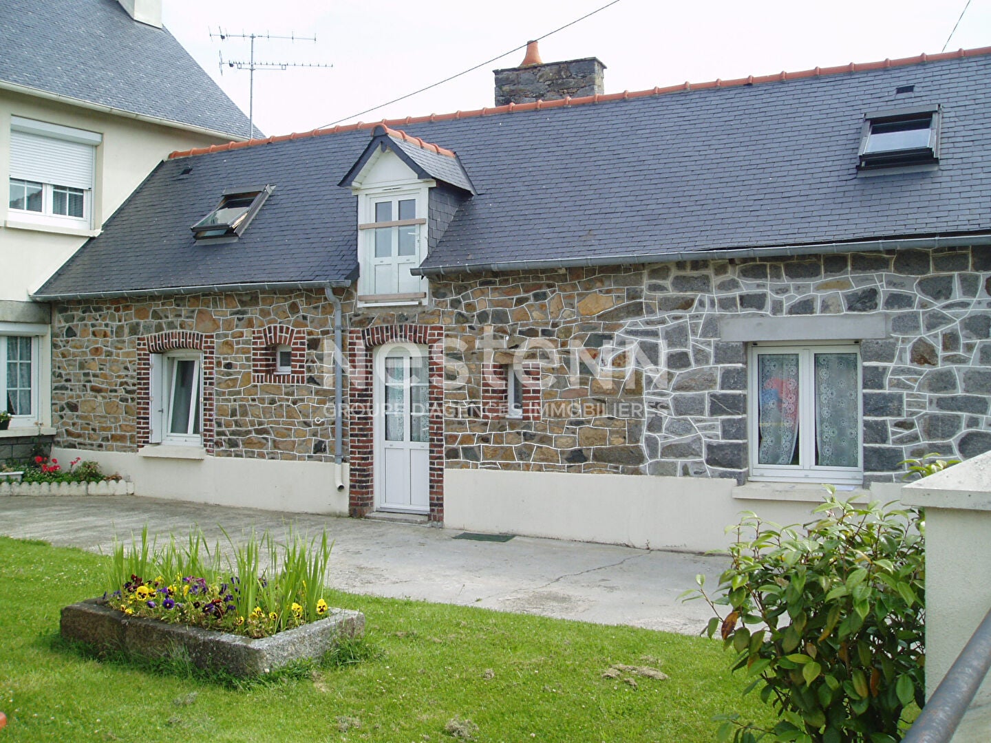House Rue des Grèves in Langueux