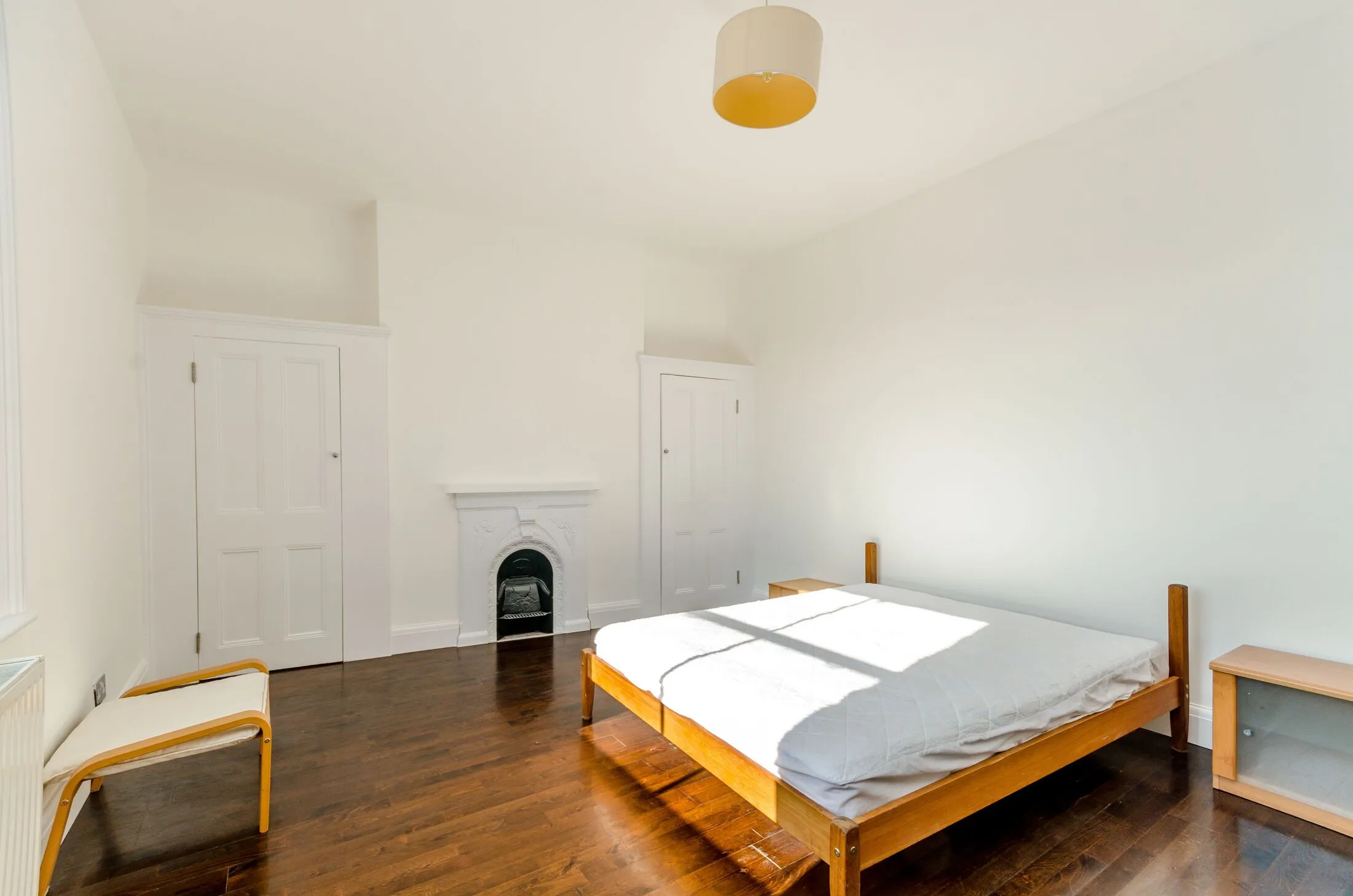 Flat Woodside in Greater London