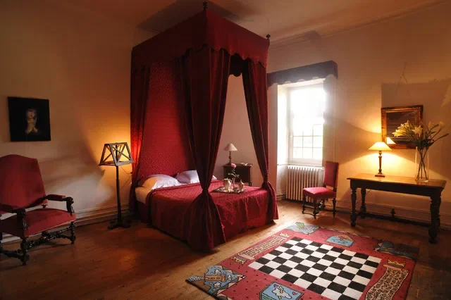 Room Rue Montalembert in Sers