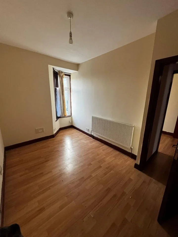 Flat Cameron Road in Greater London