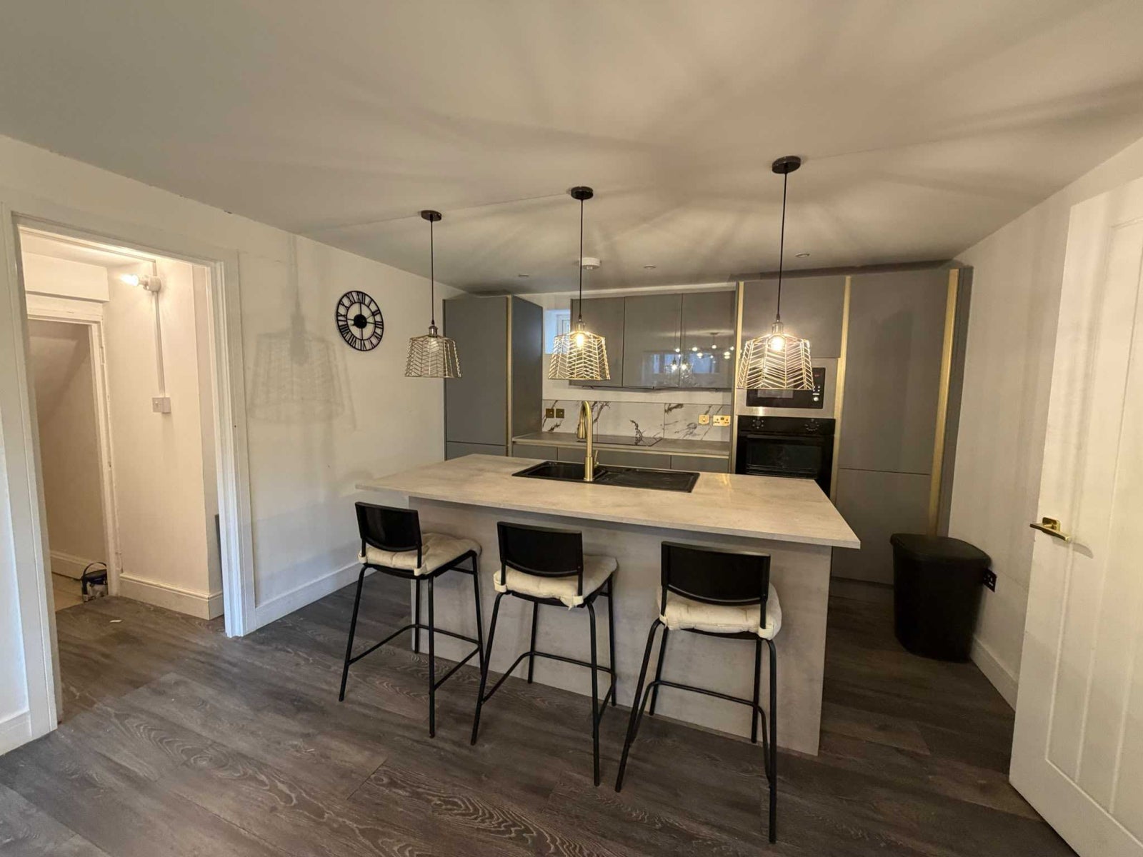 Flat Sydenham Road in Greater London