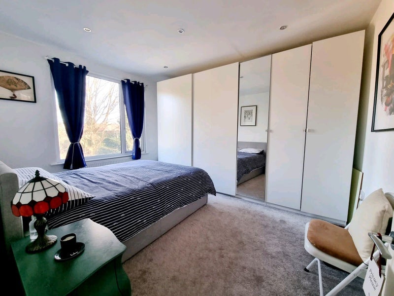 Room Bishops Park Road in Greater London