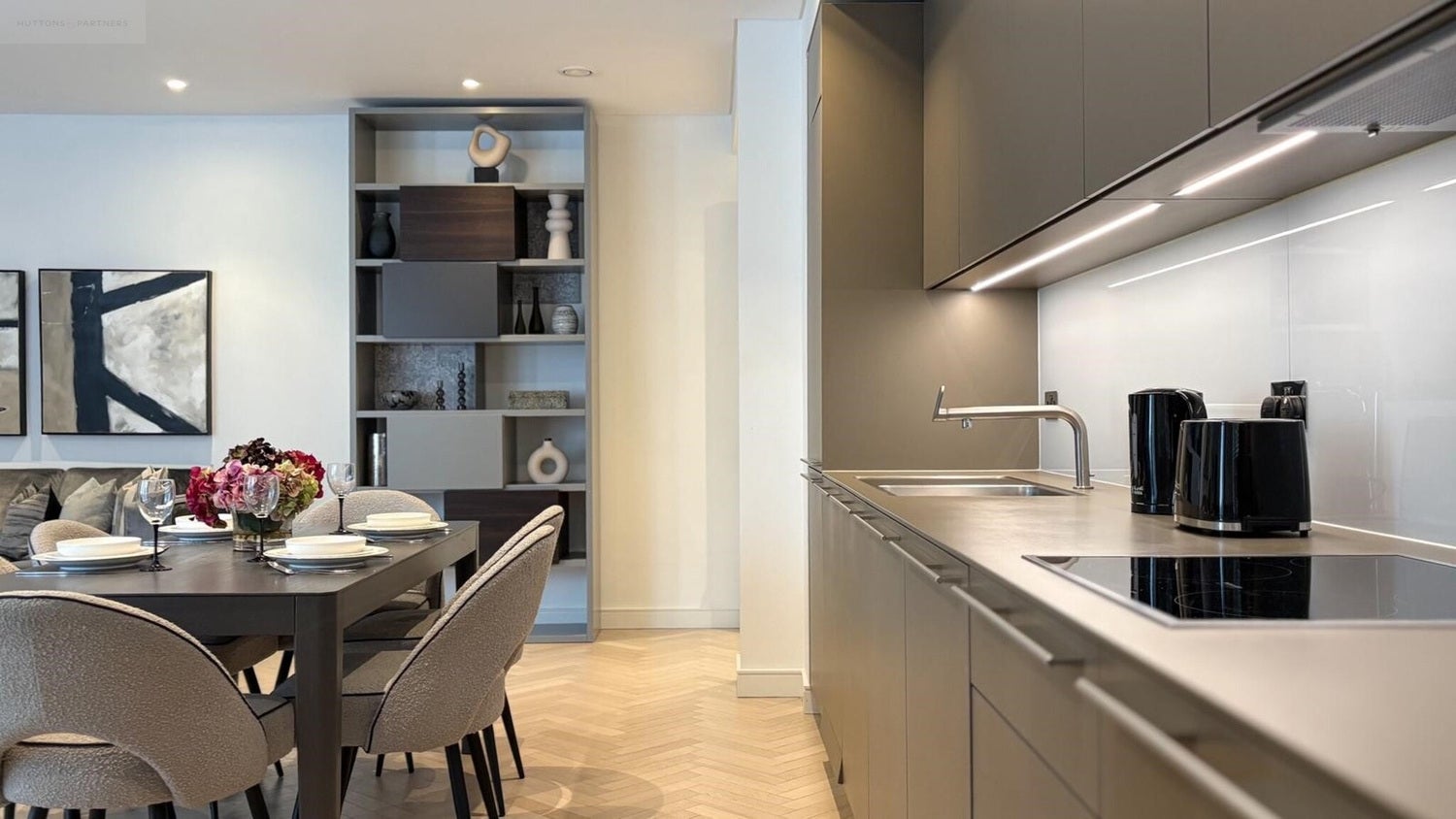 Flat Queensway in City of Westminster