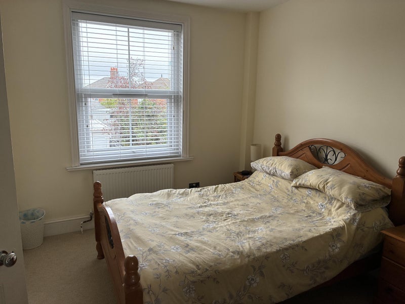 Room Jolliffe Road in Poole