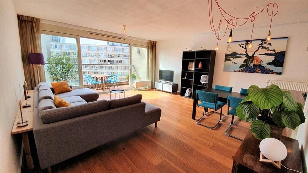 Flat Hoofdweg in Amsterdam