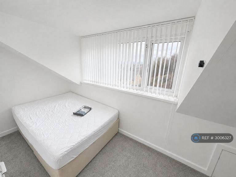 Room Norman Street in Bradford