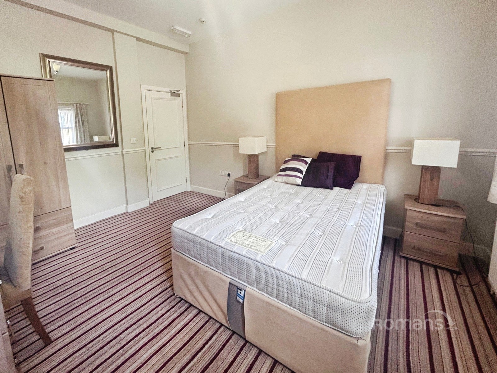 Room Oxford Road in Reading