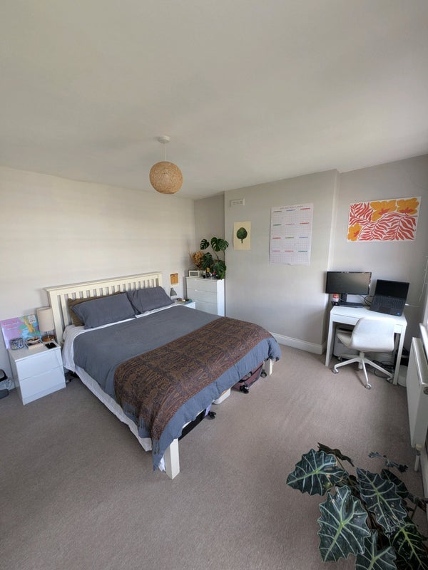 Room Newbury Mews in Greater London