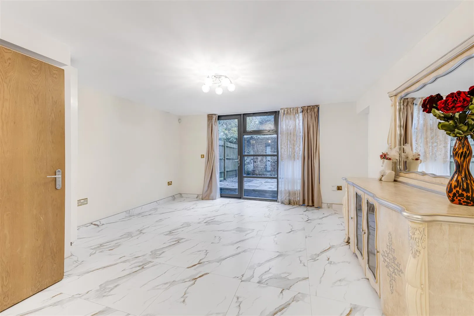 House Pallister Terrace in Greater London