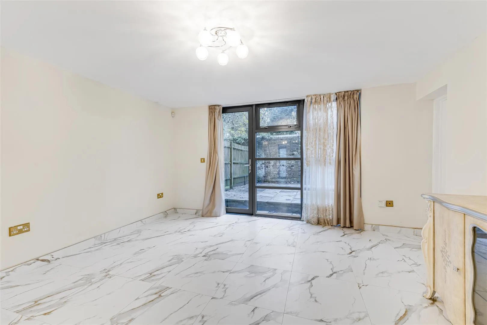 House Pallister Terrace in Greater London