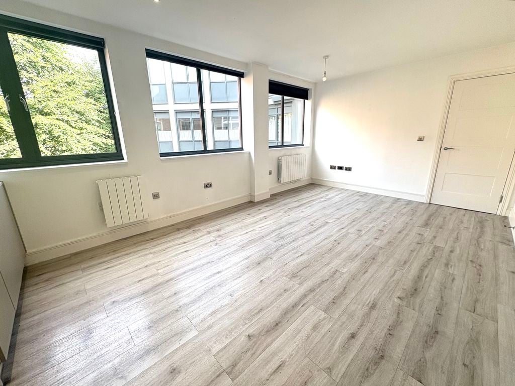 Flat Hagley Road in Birmingham