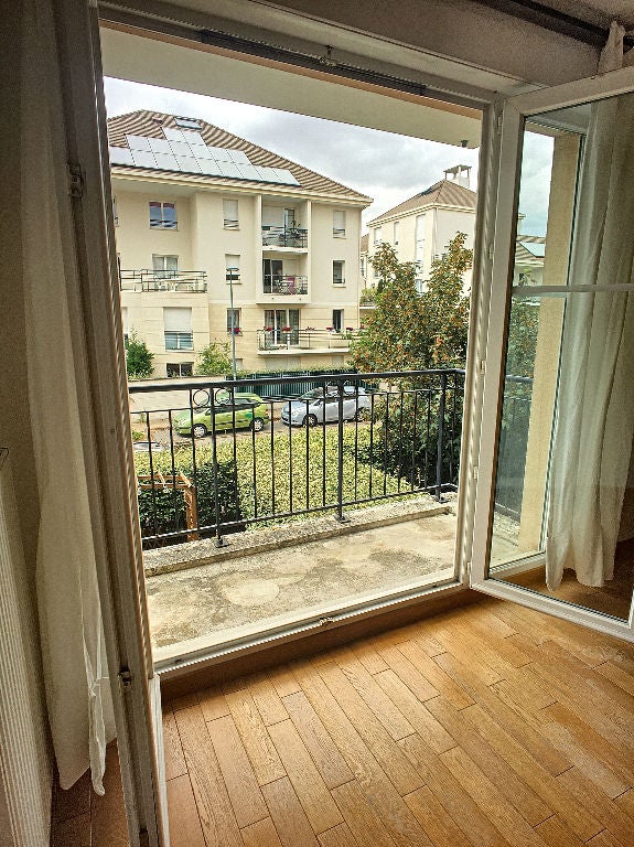 Appartement Place des Nymphes à Montigny-le-Bretonneux