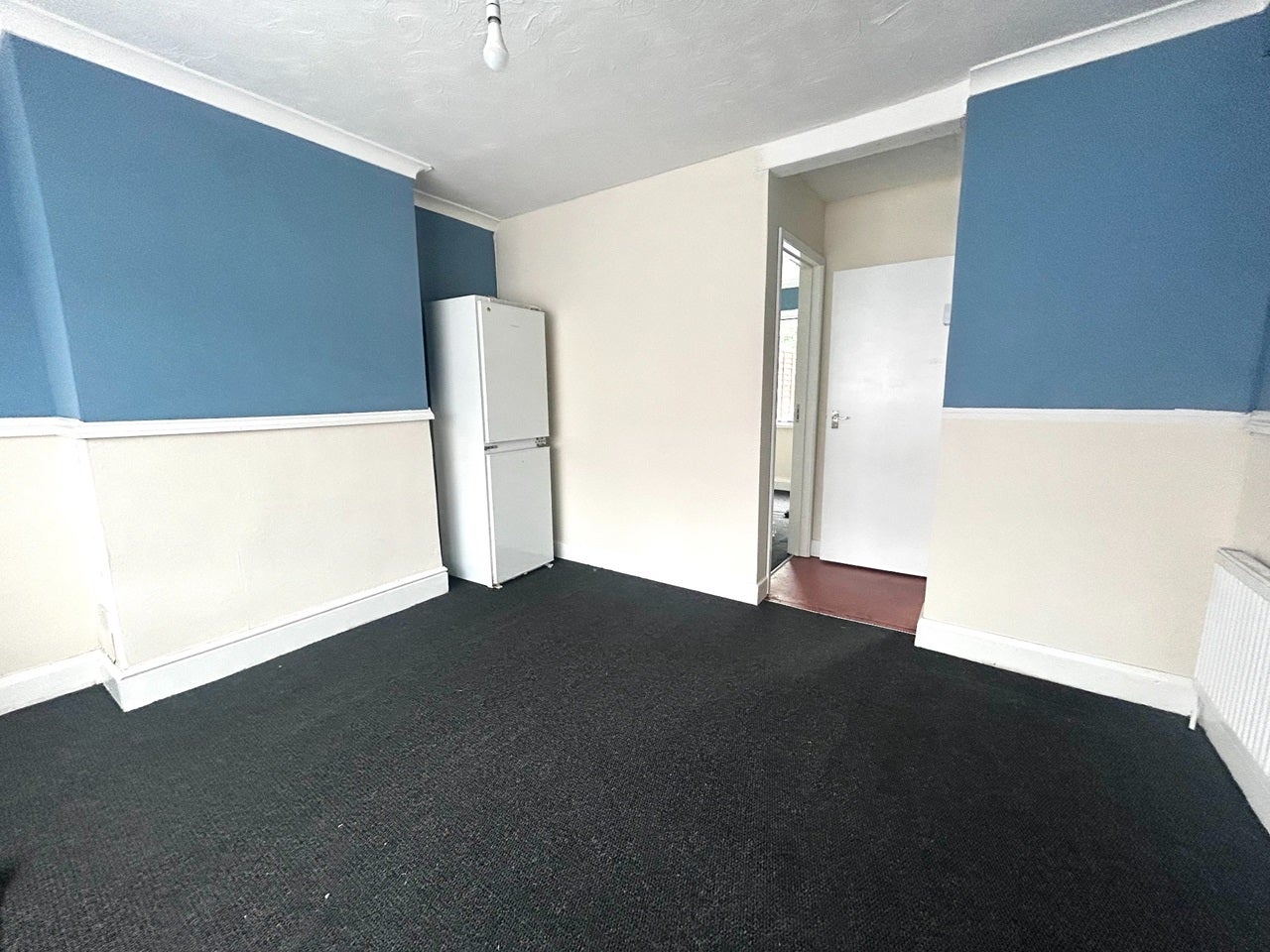 House Vicarage Road in Sandwell