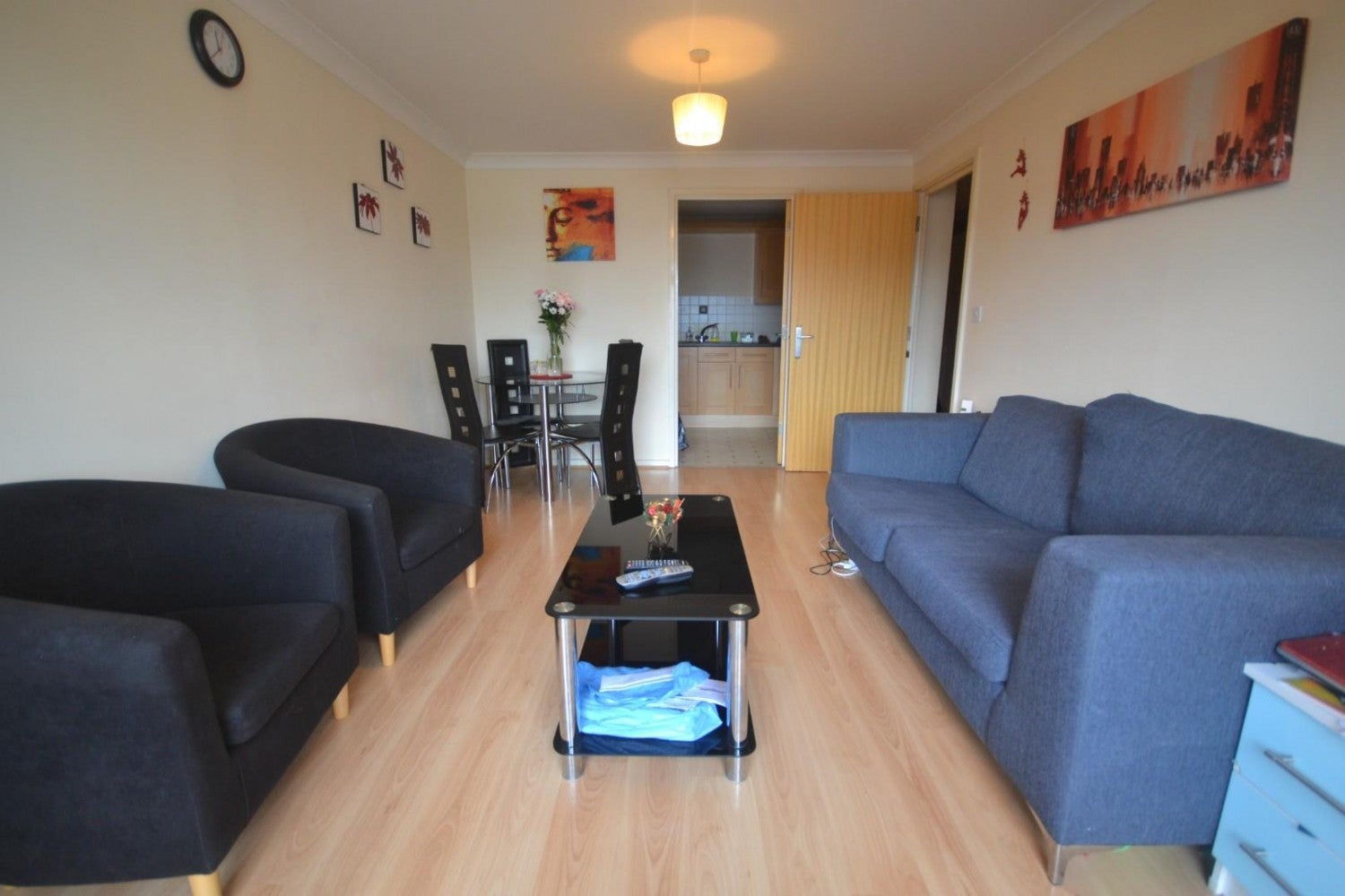 Flat Jubilee Square in Reading