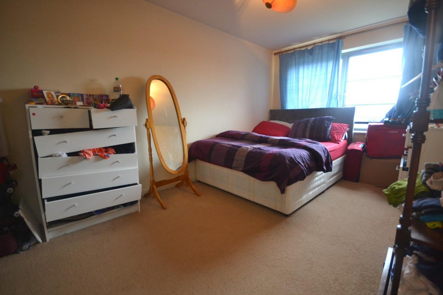 Flat Jubilee Square in Reading