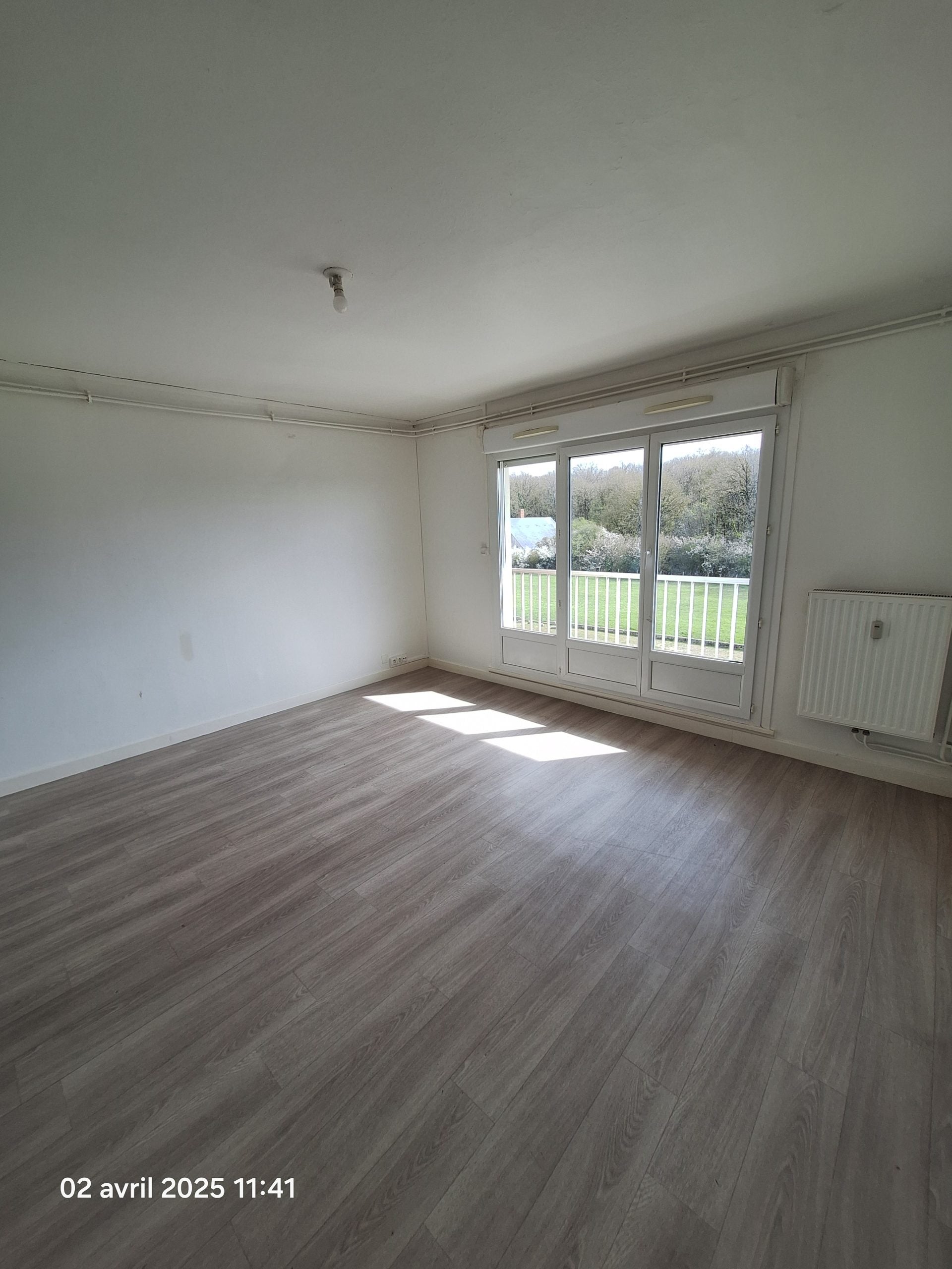 Flat Rue Jean Monnet in La Guerche-sur-l'Aubois