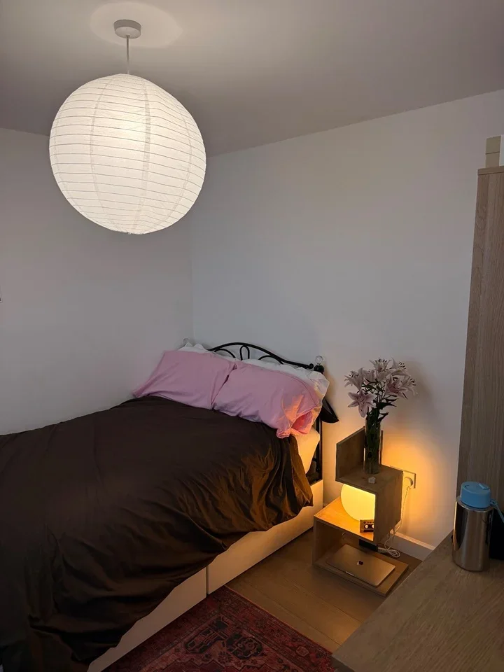 Room Beck Road in Greater London