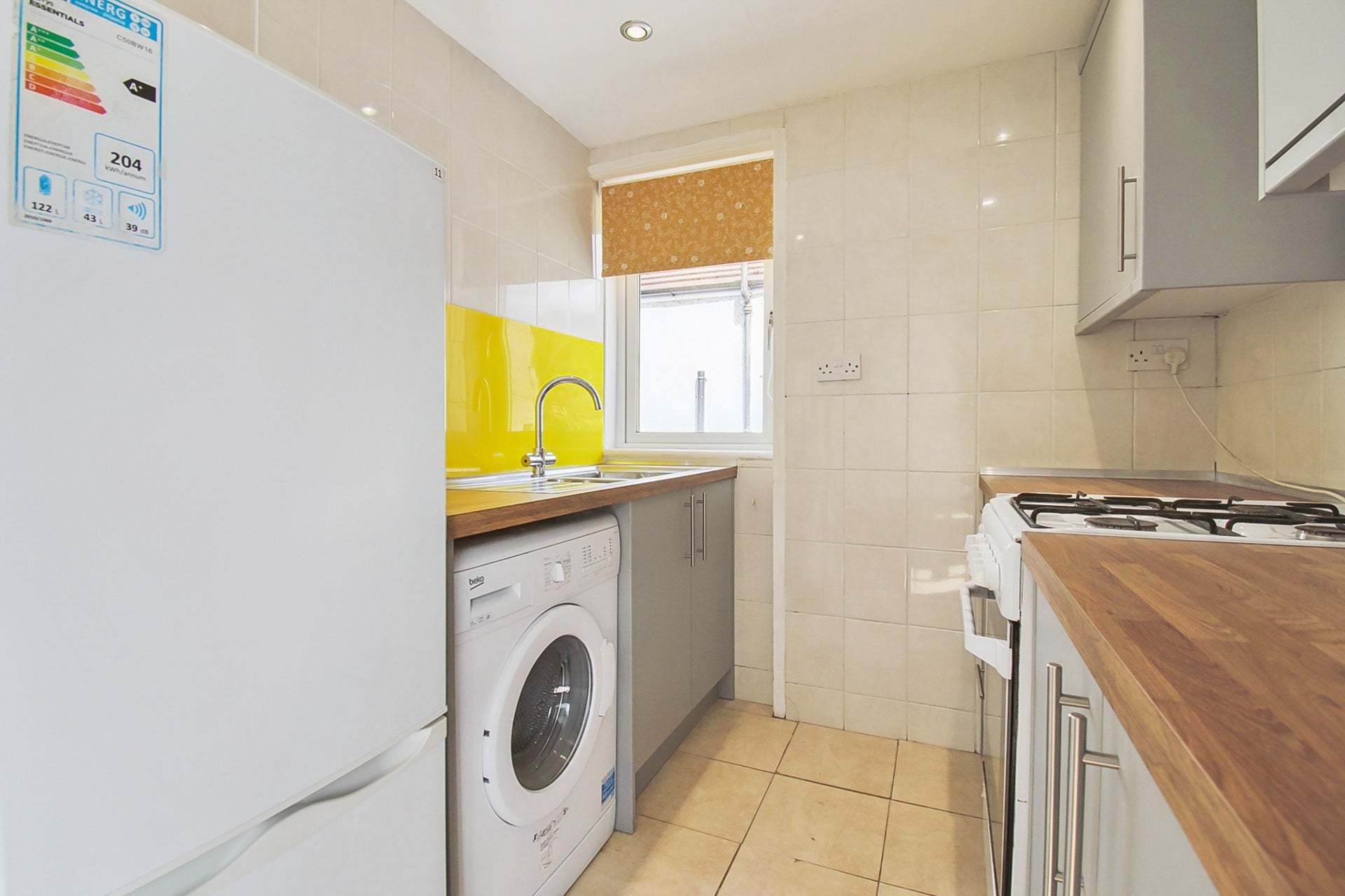 Flat Muirdrum Avenue in Glasgow