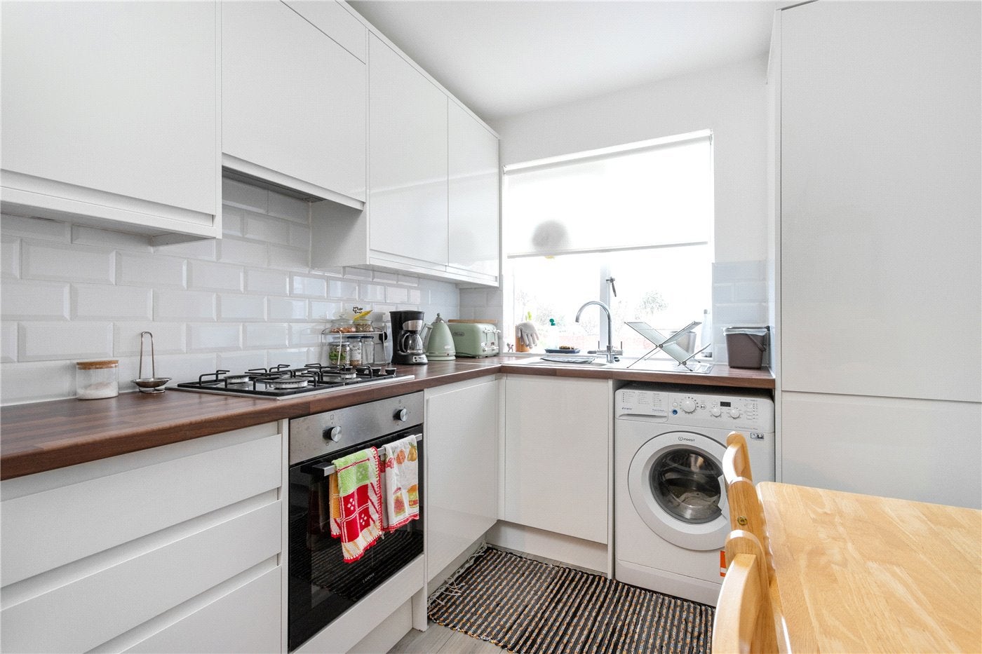Flat Aberdeen Park in Greater London
