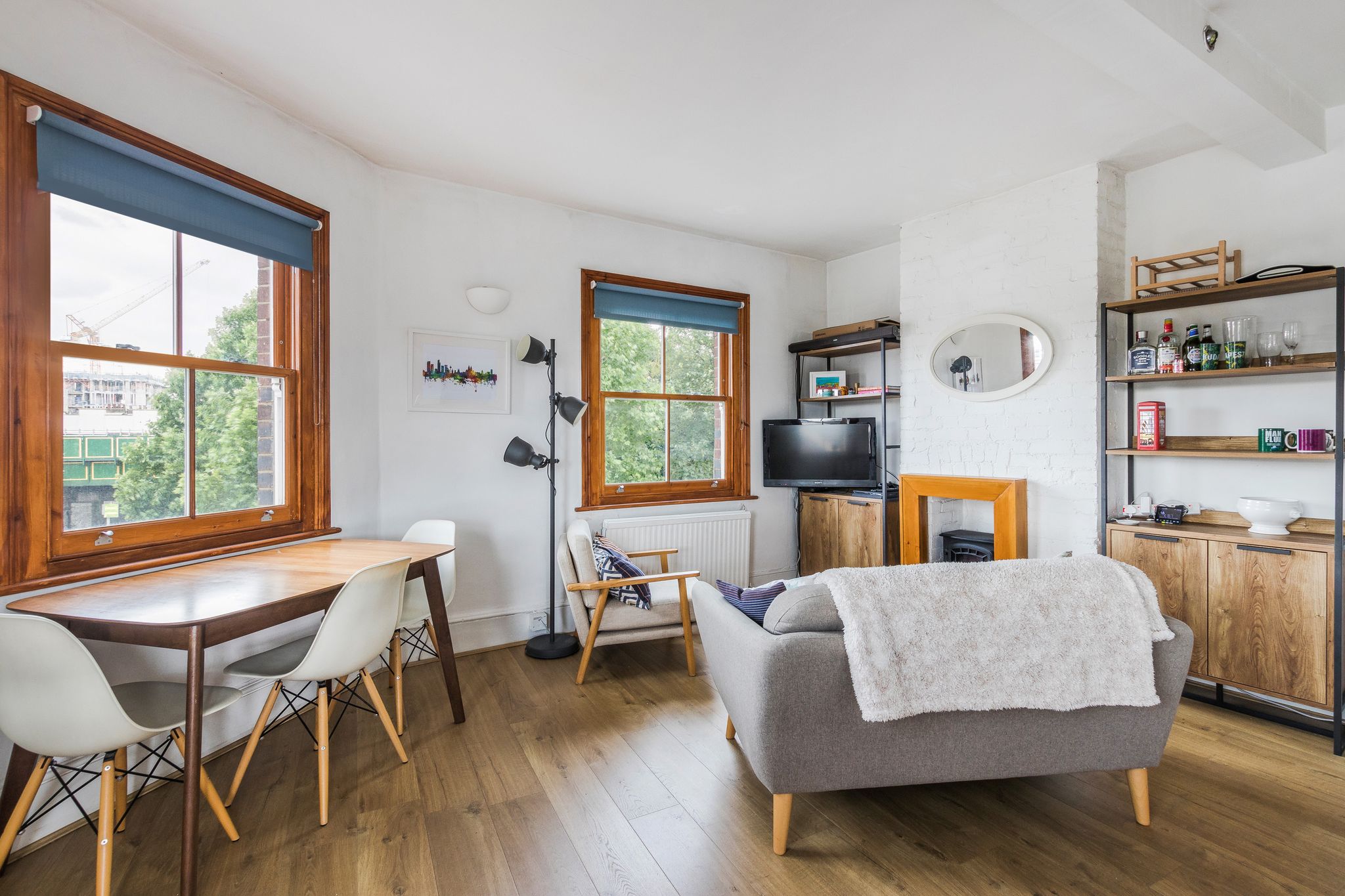Flat Glenthorne Road in Greater London