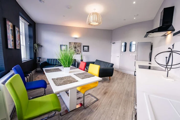 Flat Llandaff Road in Cardiff