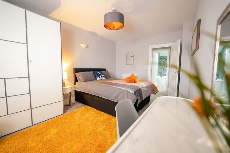 Flat Llandaff Road in Cardiff
