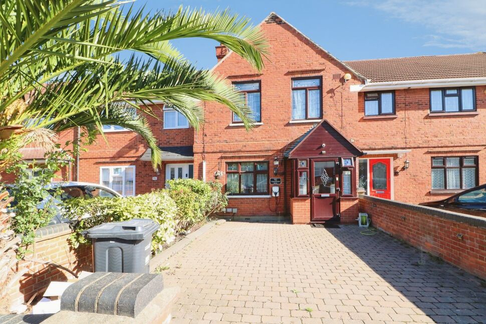 House Neville Road in Greater London