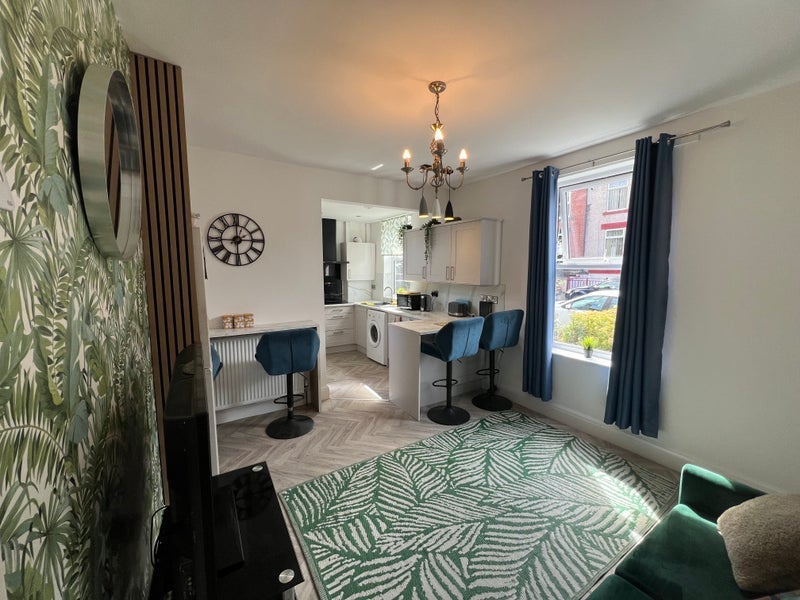 Room Spurr Street in Sheffield